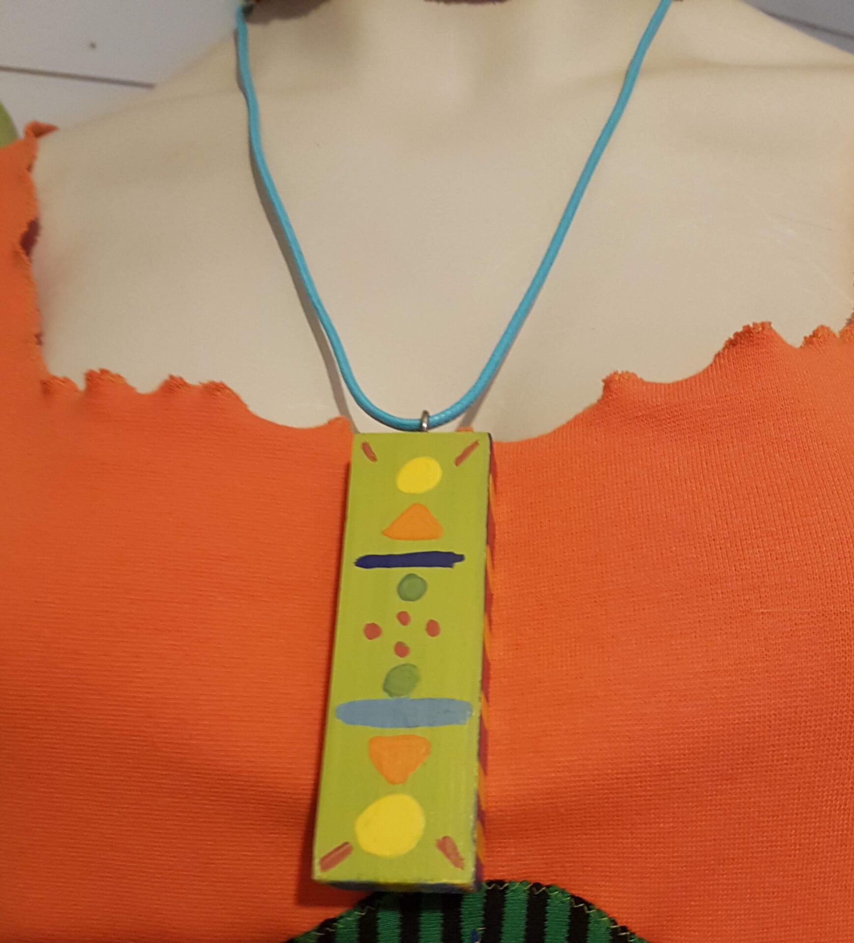 Lilja Halsband Bygg Grön